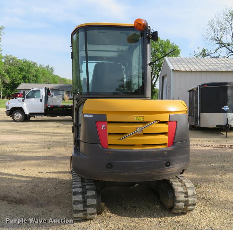 image for item EJ9589 2014 Volvo EC35C mini excavator