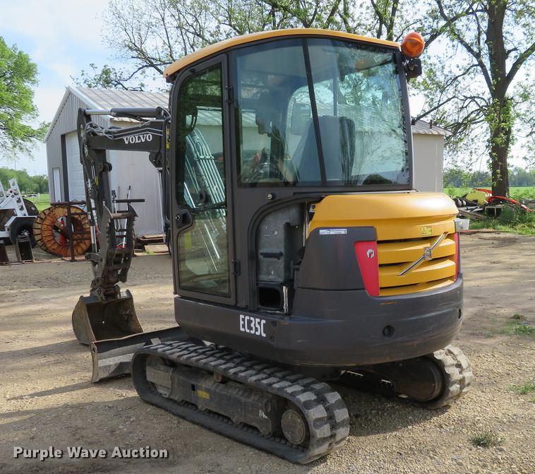 image for item EJ9589 2014 Volvo EC35C mini excavator