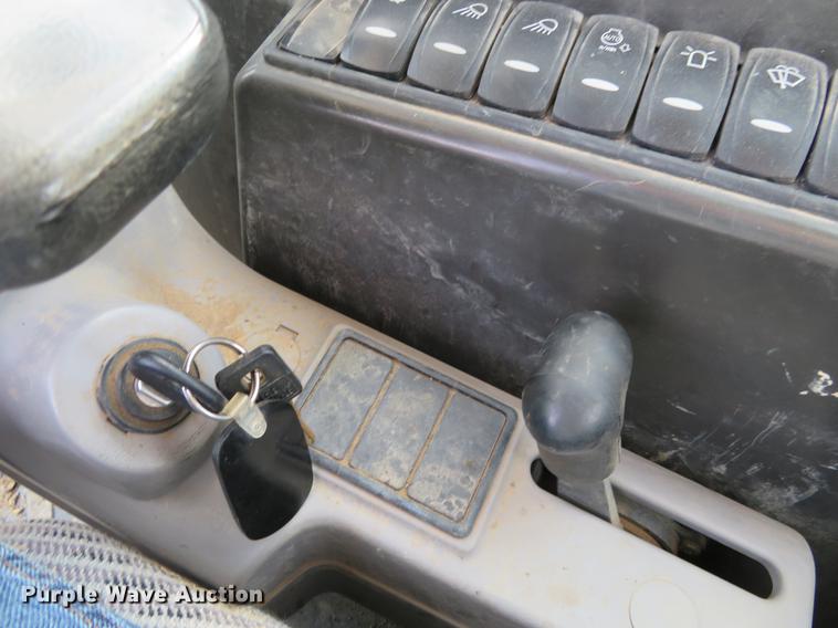 image for item EJ9589 2014 Volvo EC35C mini excavator