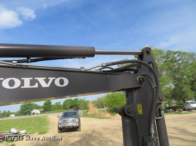 image for item EJ9589 2014 Volvo EC35C mini excavator