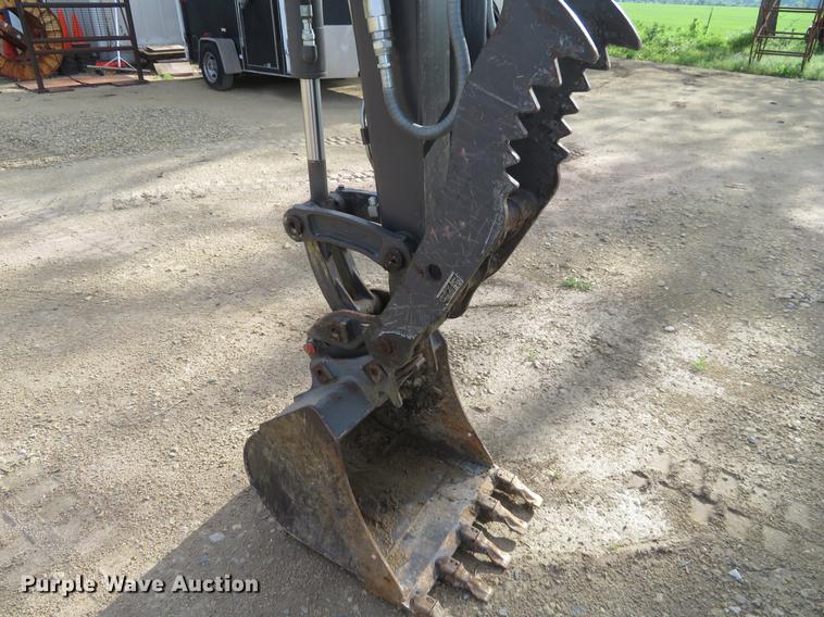 image for item EJ9589 2014 Volvo EC35C mini excavator