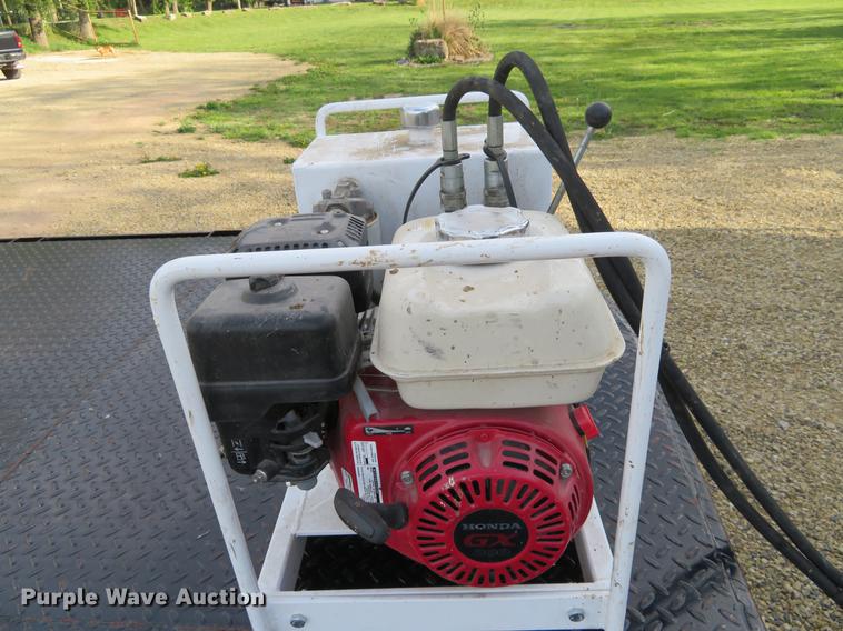 image for item EJ9590 2016 Slabach Wheeler Reeler reel trailer