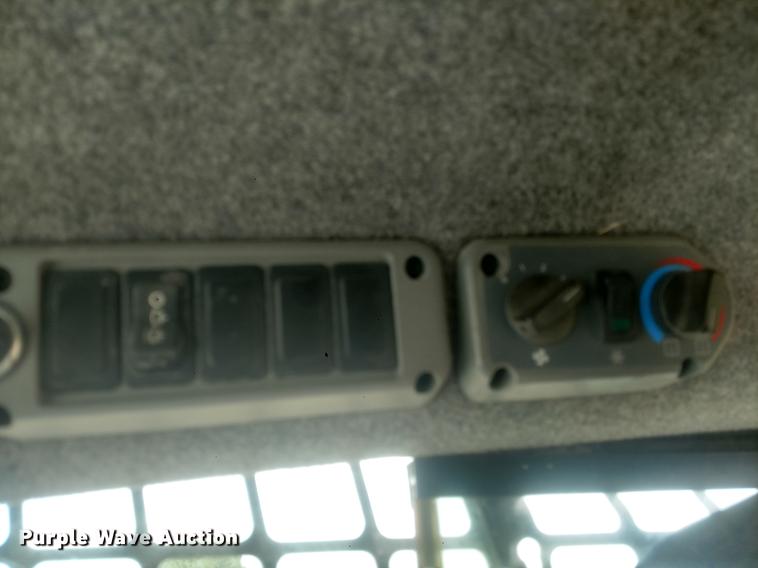 image for item EJ9621 2010 Bobcat S185 skid steer