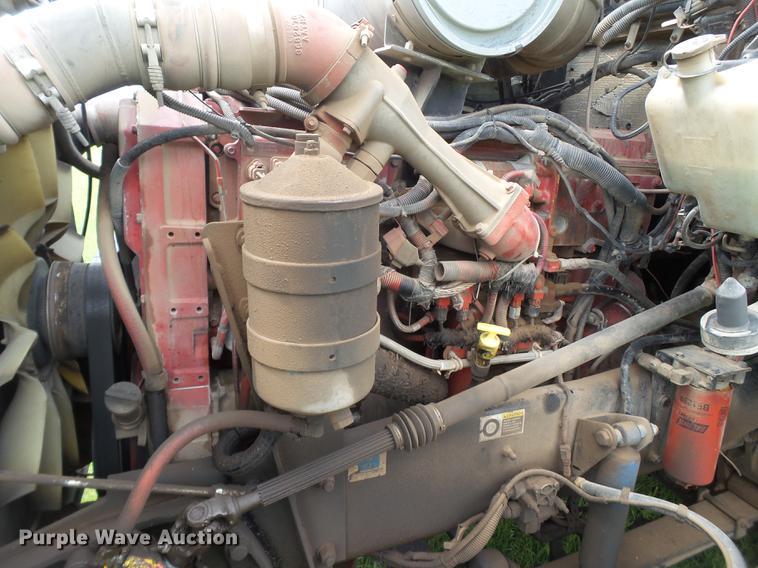 image for item EN9571 2007 Kenworth T800 semi truck