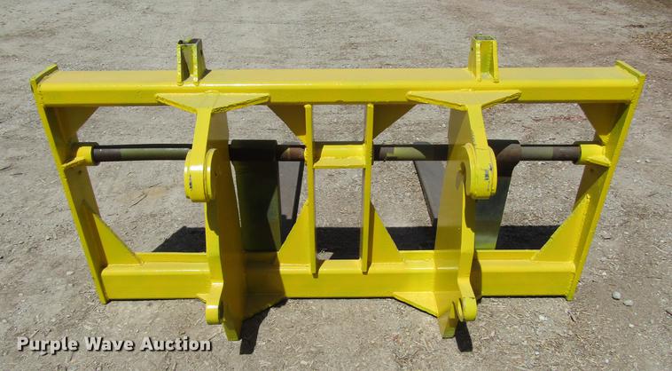 image for item EO9012 Quick attach pallet forks