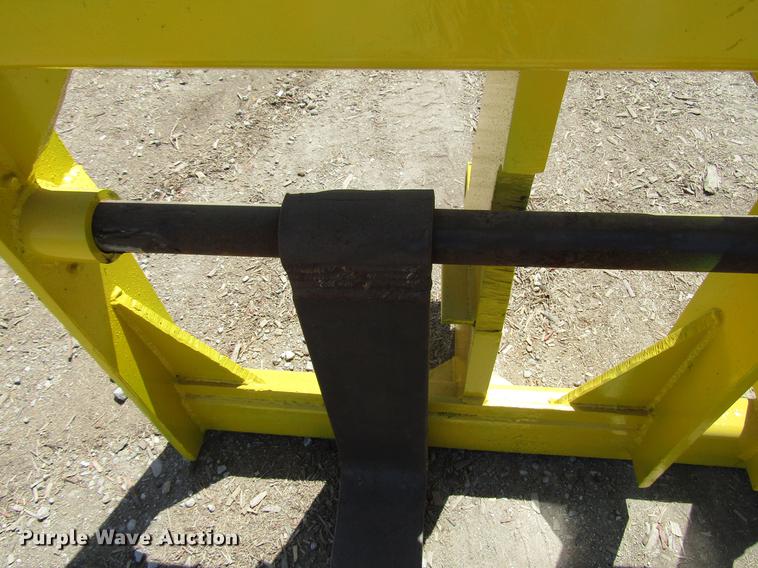 image for item EO9012 Quick attach pallet forks