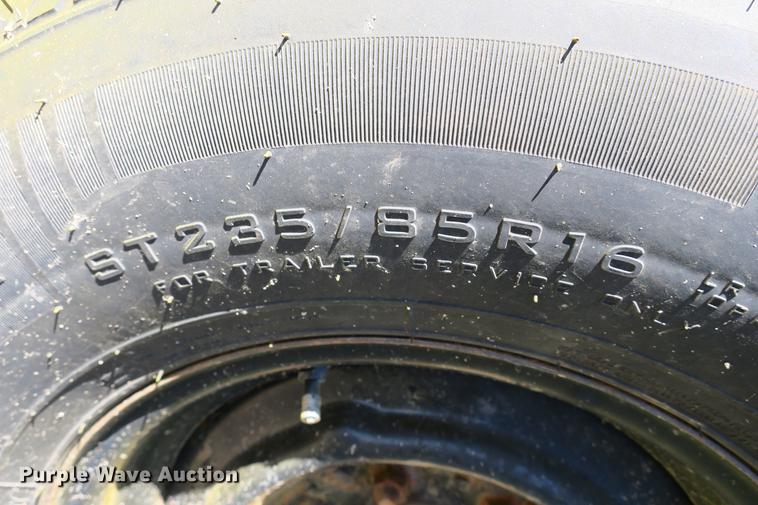 image for item EO9306 2003 Towmaster Contrail utility trailer