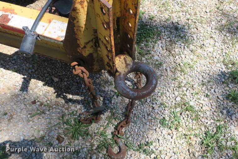 image for item EO9306 2003 Towmaster Contrail utility trailer