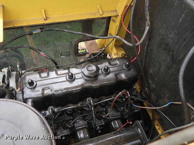 image for item EP9361 Nortrac NB3500E dozer