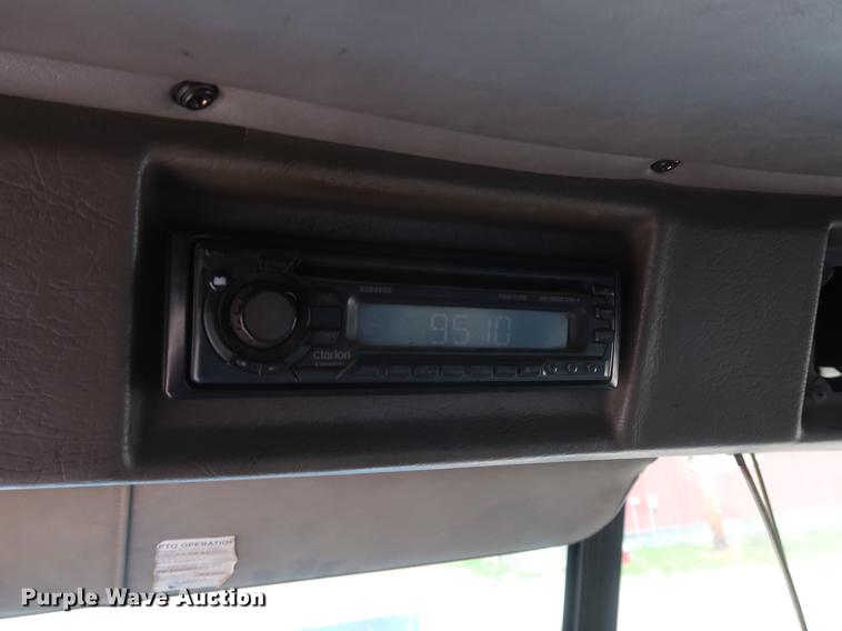 image for item EP9382 2003 Western Star 4900FA dump truck