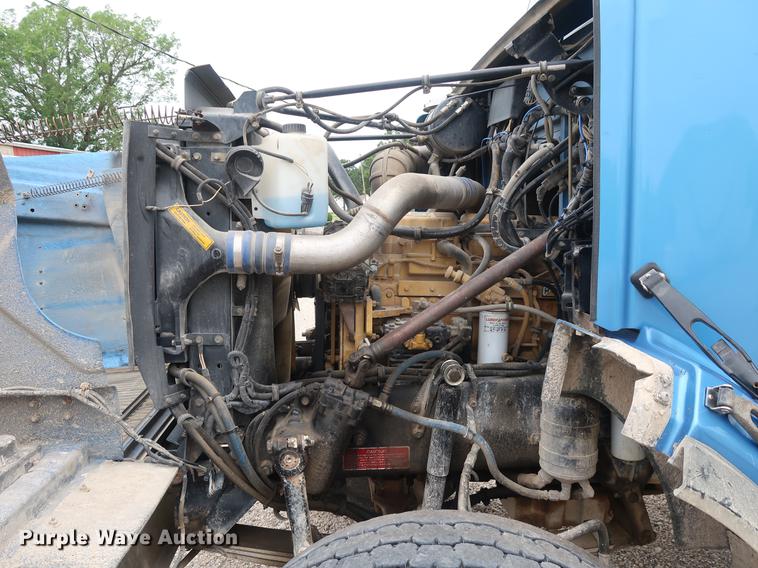 image for item EP9382 2003 Western Star 4900FA dump truck