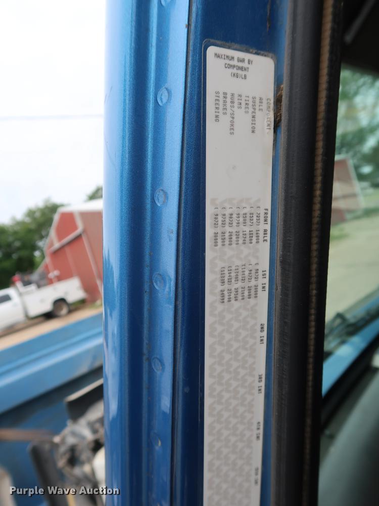 image for item EP9382 2003 Western Star 4900FA dump truck