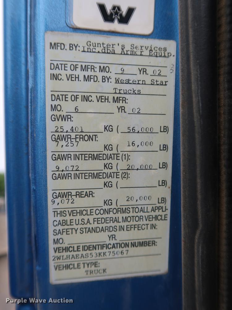 image for item EP9382 2003 Western Star 4900FA dump truck