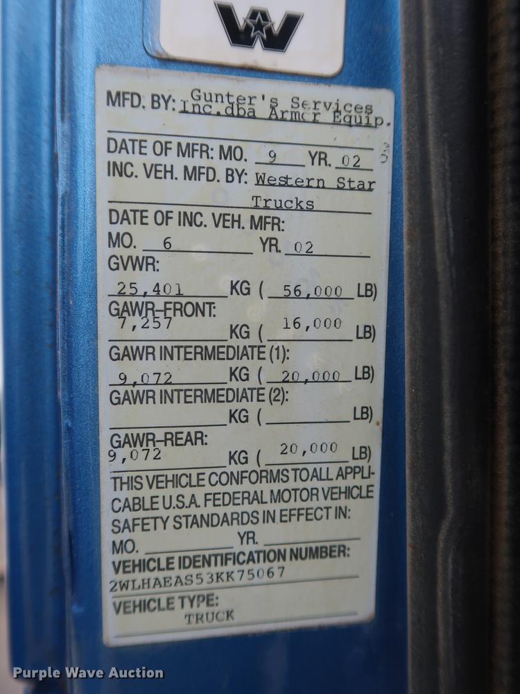 image for item EP9382 2003 Western Star 4900FA dump truck