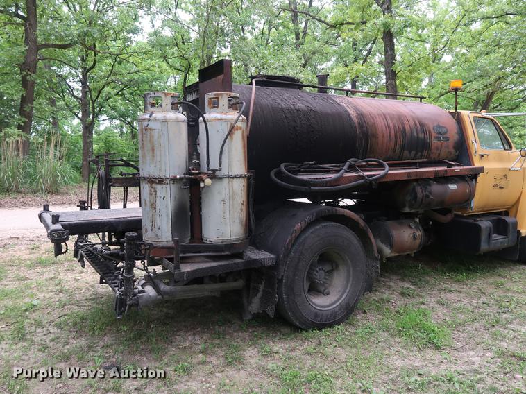 image for item EP9383 1984 Chevrolet C70 oil distributor truck
