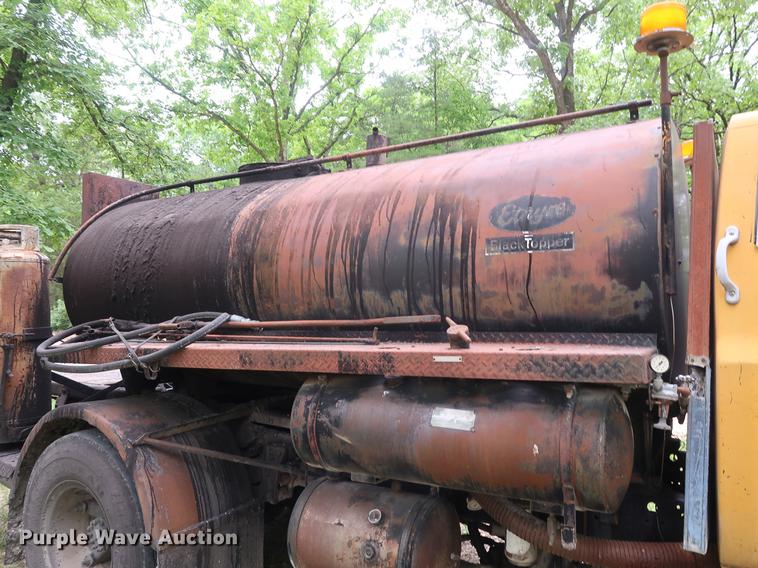 image for item EP9383 1984 Chevrolet C70 oil distributor truck