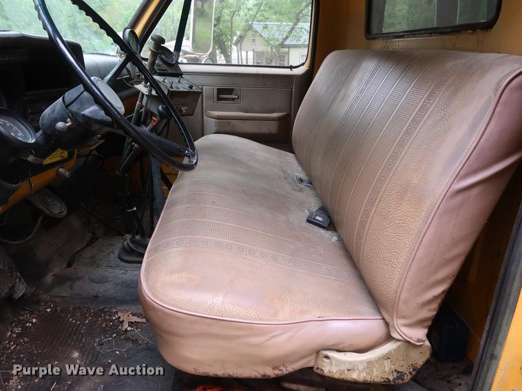 image for item EP9383 1984 Chevrolet C70 oil distributor truck