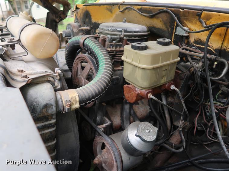 image for item EP9383 1984 Chevrolet C70 oil distributor truck