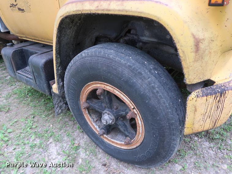 image for item EP9383 1984 Chevrolet C70 oil distributor truck