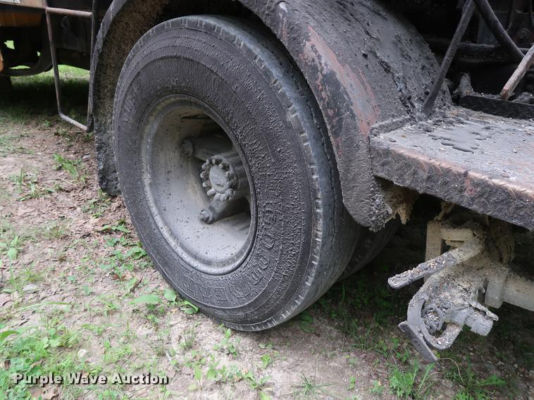 image for item EP9383 1984 Chevrolet C70 oil distributor truck