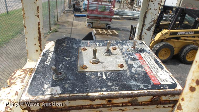 image for item EZ9438 Snorkel SL20 scissor lift