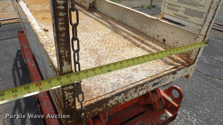 image for item EZ9438 Snorkel SL20 scissor lift