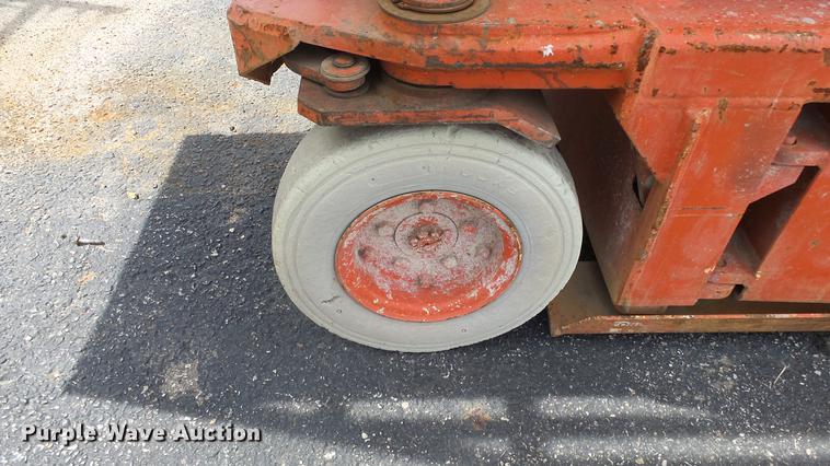 image for item EZ9438 Snorkel SL20 scissor lift