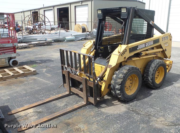 image for item EZ9439 John Deere 7775 skid steer