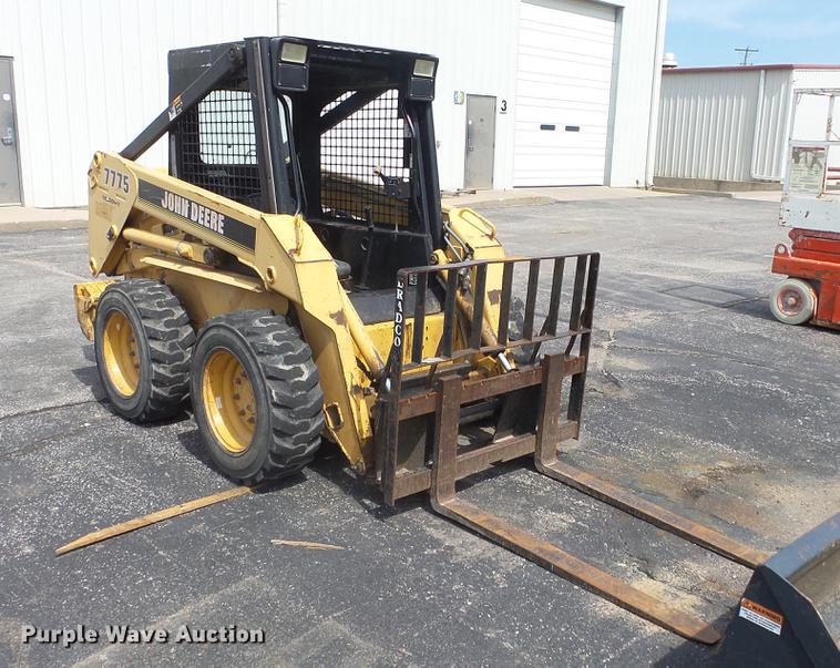 image for item EZ9439 John Deere 7775 skid steer