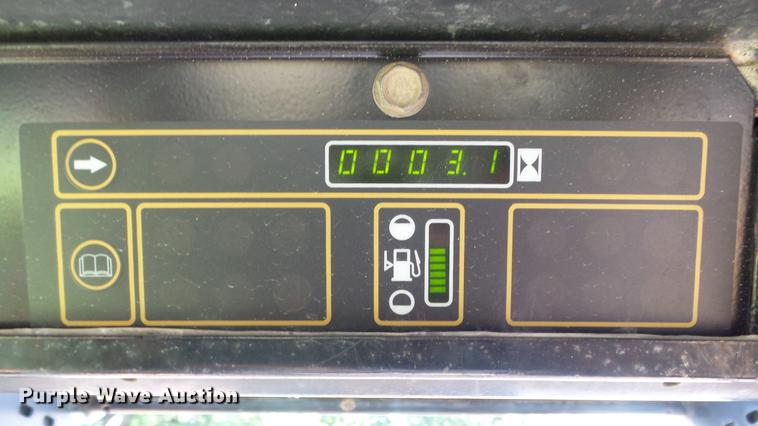 image for item EZ9439 John Deere 7775 skid steer