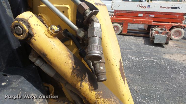 image for item EZ9439 John Deere 7775 skid steer