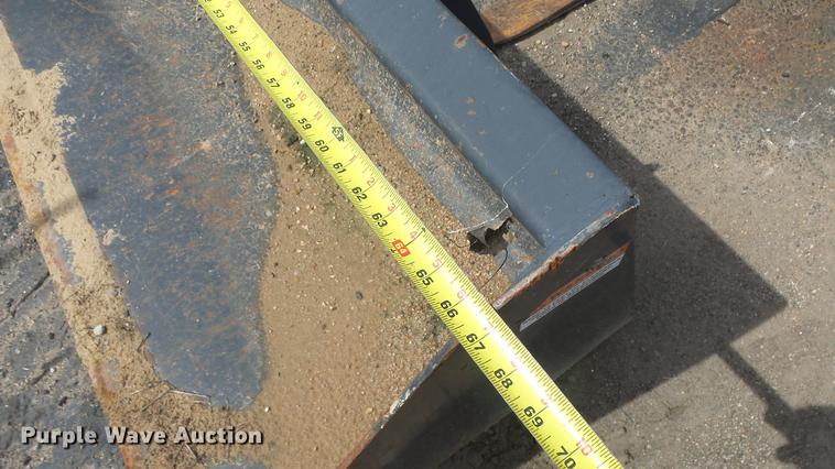 image for item EZ9439 John Deere 7775 skid steer