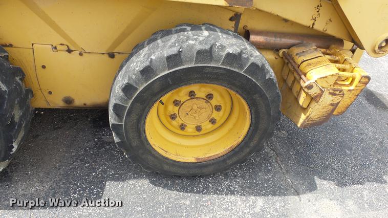 image for item EZ9439 John Deere 7775 skid steer