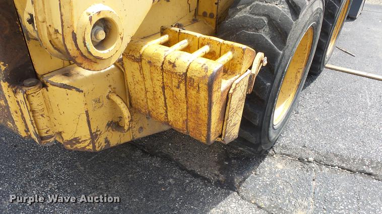 image for item EZ9439 John Deere 7775 skid steer