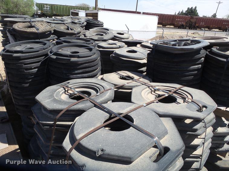 image for item G1212 Approximately 2,000 rubber channelizer bases