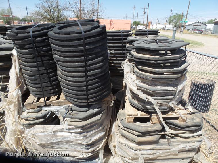 image for item G1212 Approximately 2,000 rubber channelizer bases