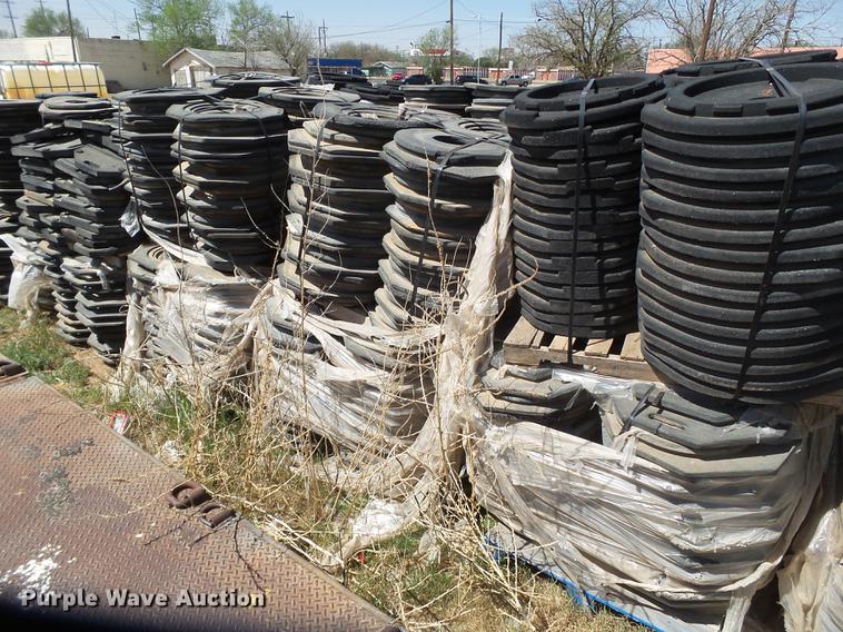 image for item G1212 Approximately 2,000 rubber channelizer bases