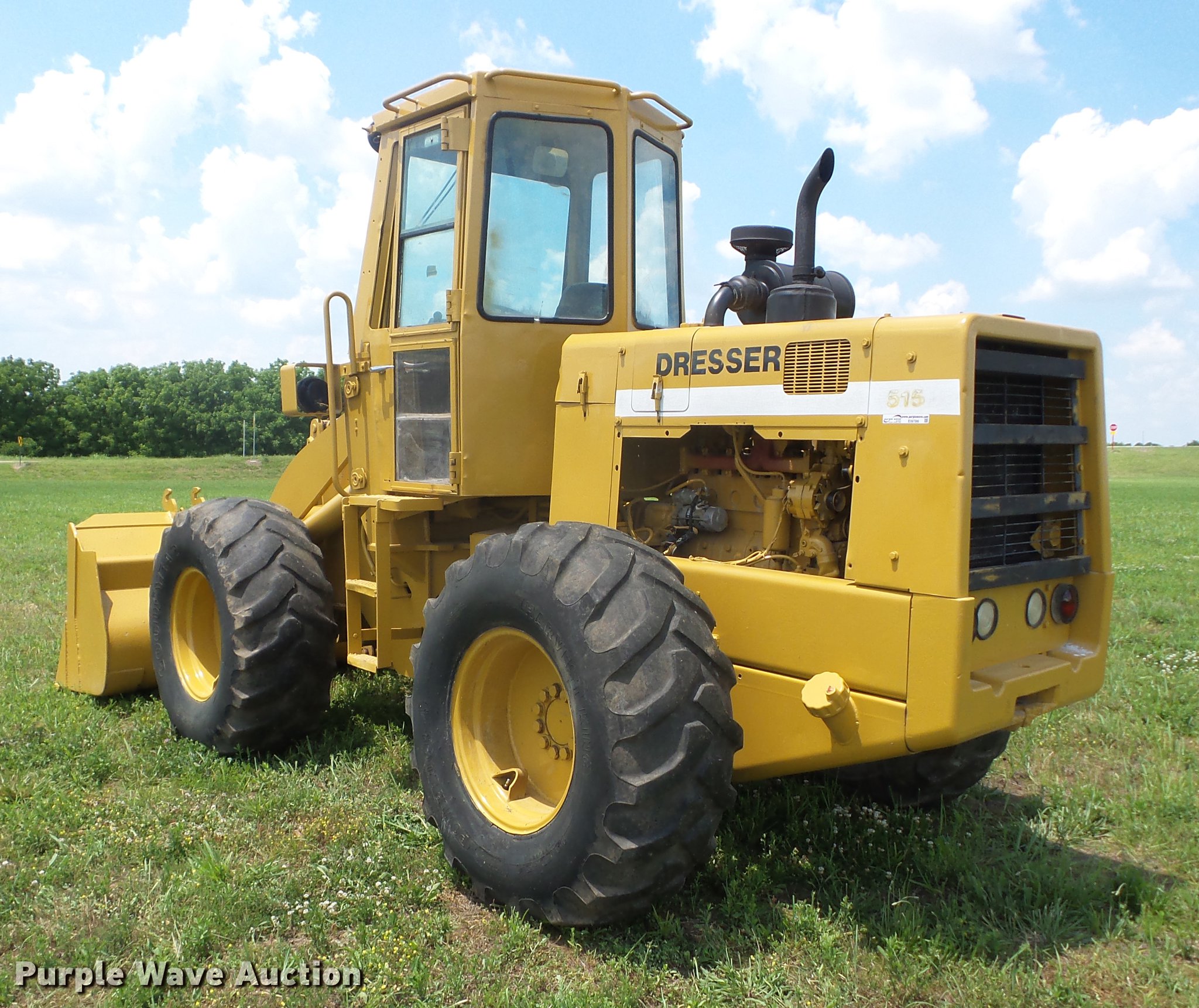 Dresser 515 wheel loader in Carthage, MO Item EI9786 sold Purple Wave