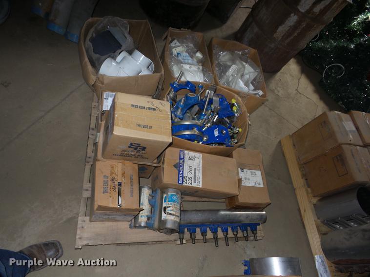 image for item BI9564 Cast iron couplings