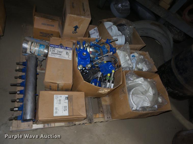 image for item BI9564 Cast iron couplings