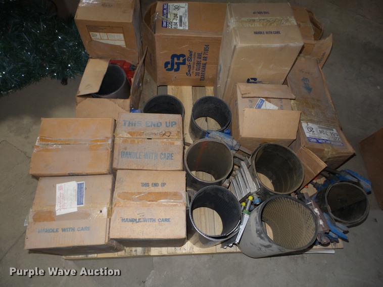 image for item BI9564 Cast iron couplings