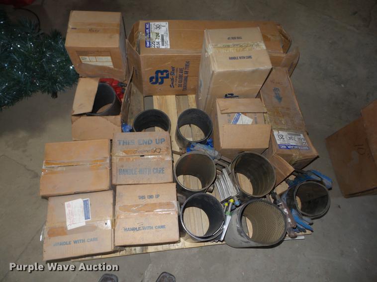 image for item BI9564 Cast iron couplings