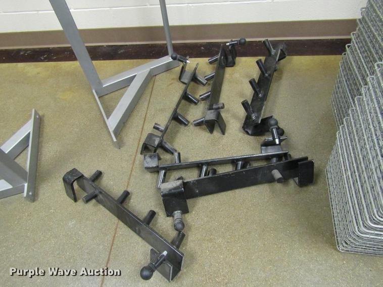 image for item BU9710 Weight room equipment