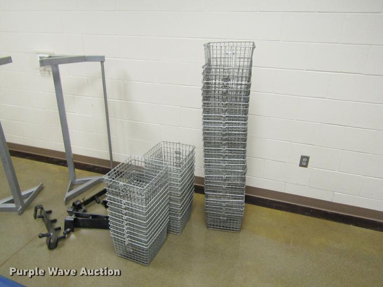 image for item BU9710 Weight room equipment