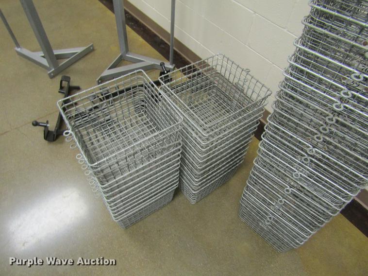 image for item BU9710 Weight room equipment