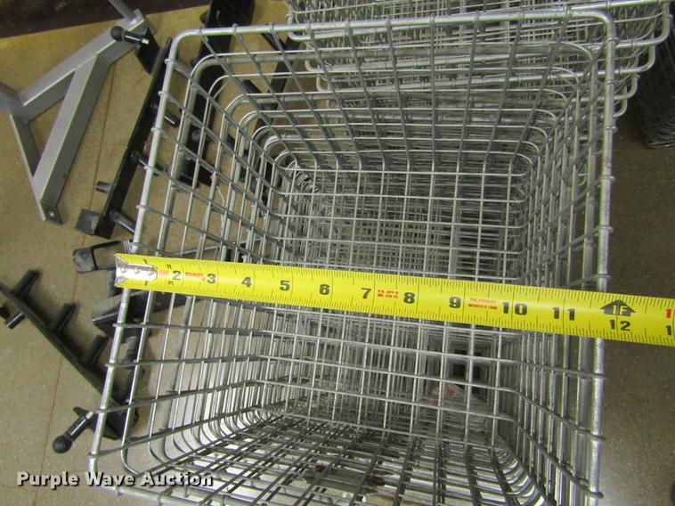 image for item BU9710 Weight room equipment