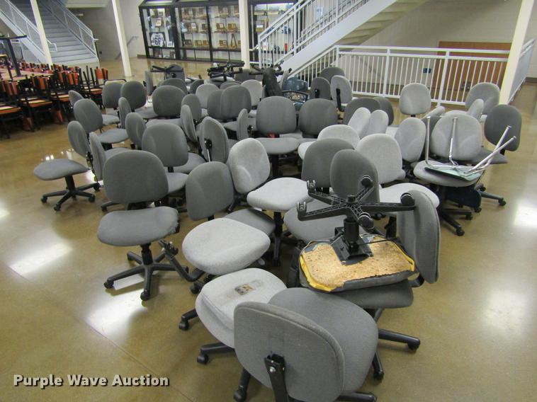 image for item BU9711 Approximately 70 office chairs