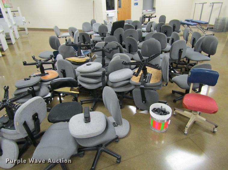 image for item BU9711 Approximately 70 office chairs