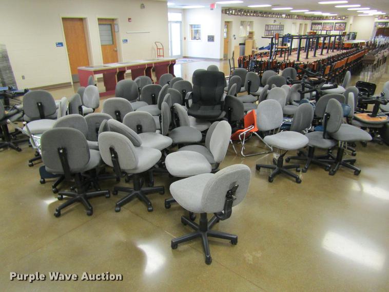 image for item BU9711 Approximately 70 office chairs