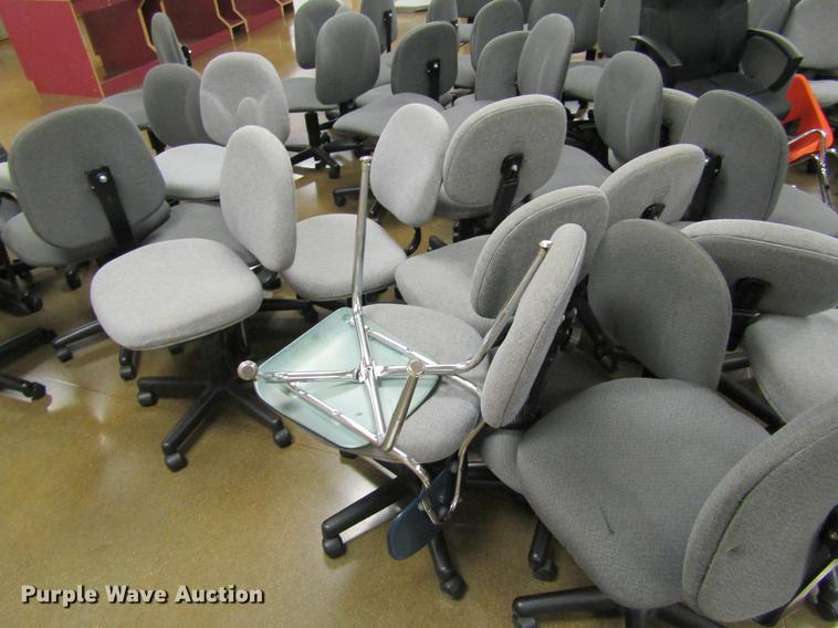 image for item BU9711 Approximately 70 office chairs